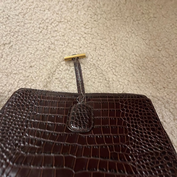 Trademark Croc embossed Leather Bag - Picture 4 of 9